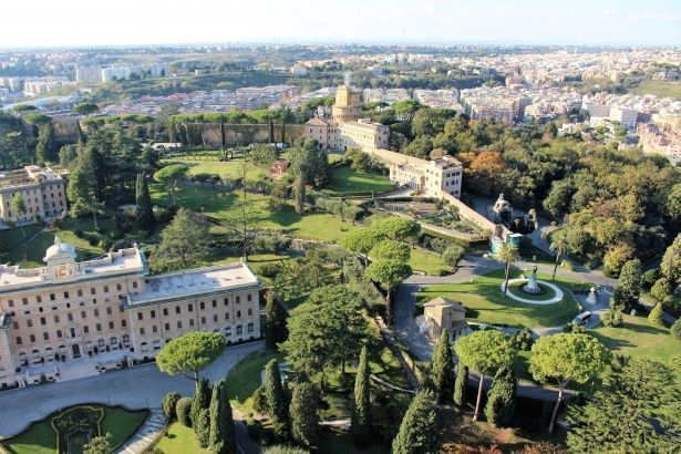 Visitar los jardines del Vaticano